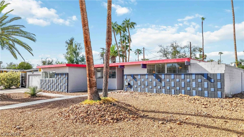 1730 Chippewa, Las Vegas, NV 89169