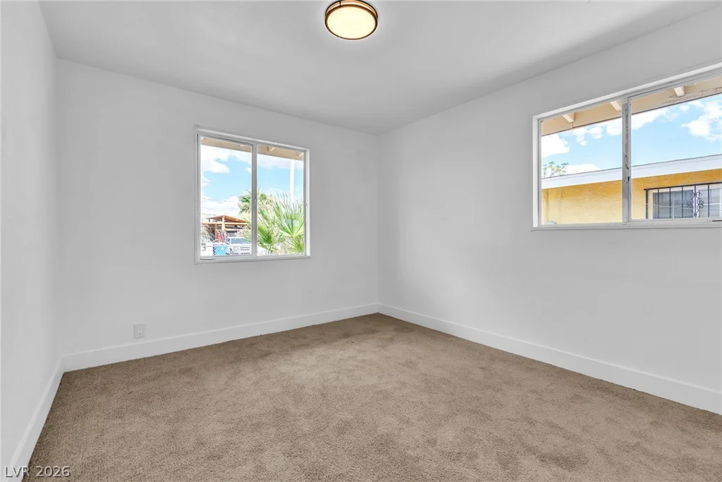 1115 Arrowhead, Las Vegas, NV 89106