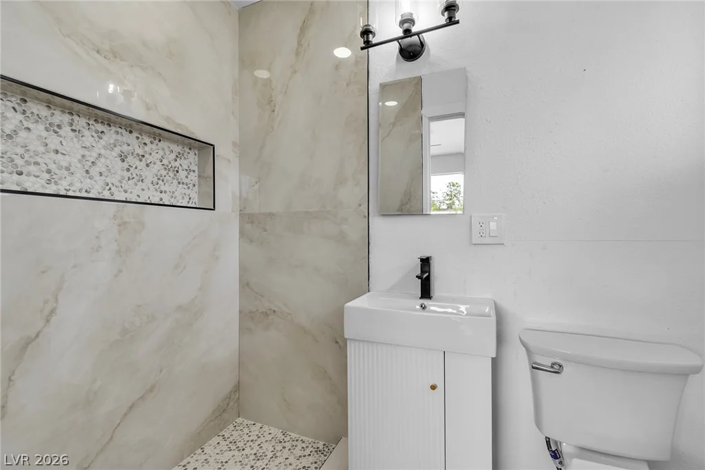 1115 Arrowhead, Las Vegas, NV 89106