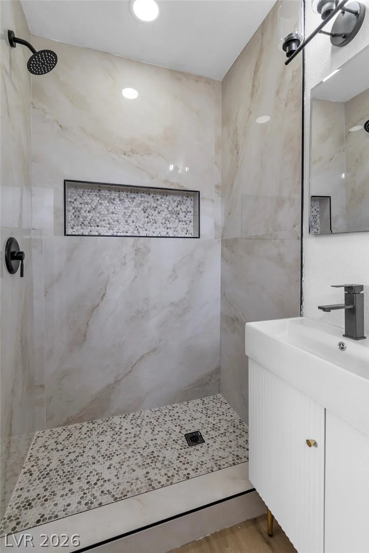 1115 Arrowhead, Las Vegas, NV 89106