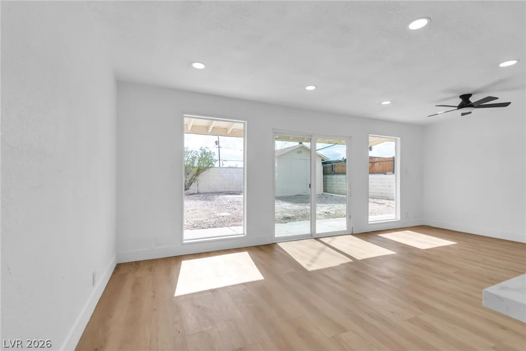 1115 Arrowhead, Las Vegas, NV 89106
