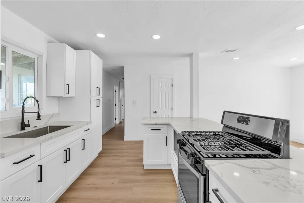 1115 Arrowhead, Las Vegas, NV 89106