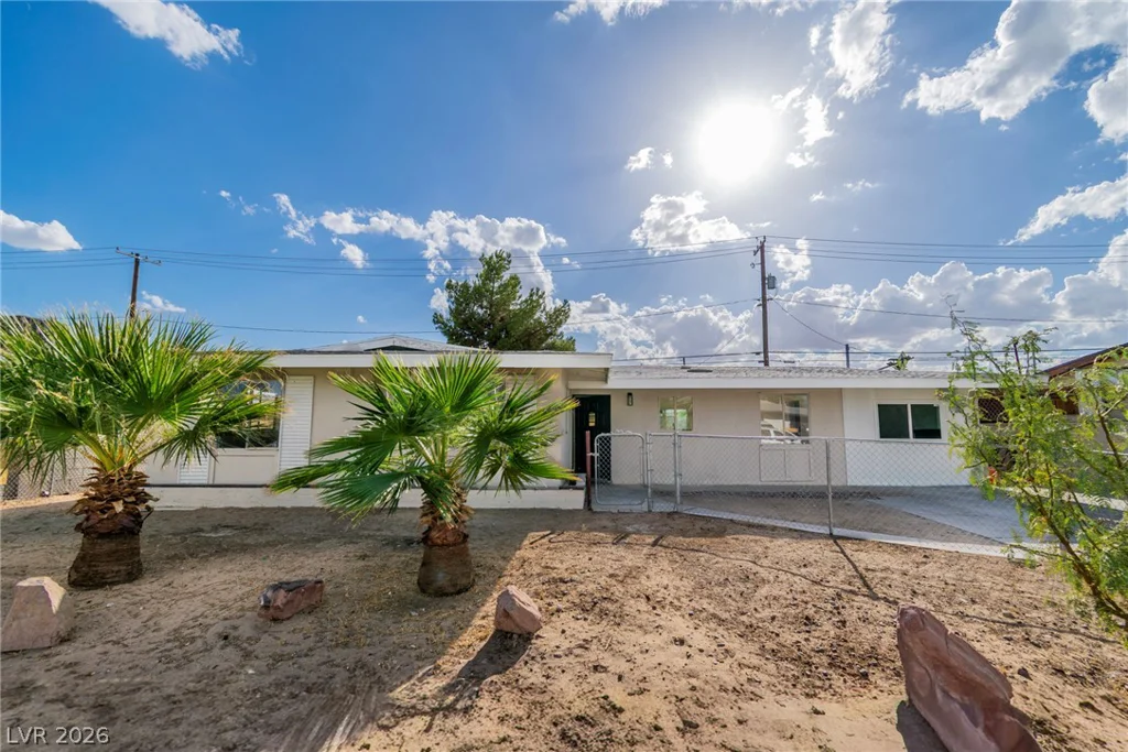 1115 Arrowhead, Las Vegas, NV 89106