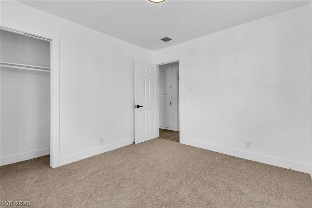 1115 Arrowhead, Las Vegas, NV 89106