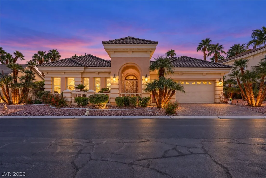 277 Dark Forest, Las Vegas, NV 89123