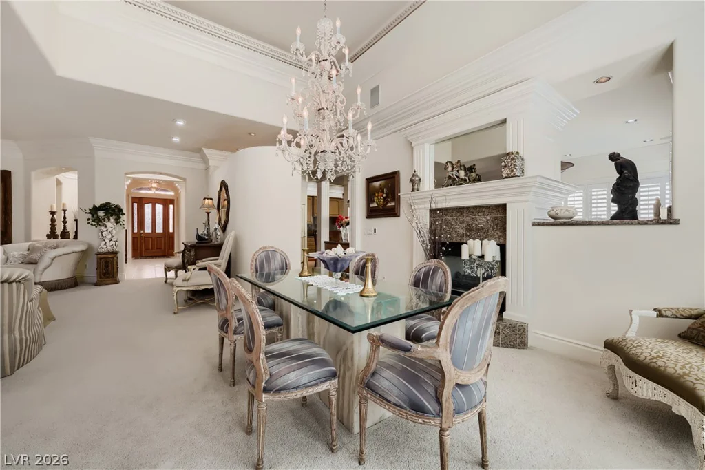 277 Dark Forest, Las Vegas, NV 89123