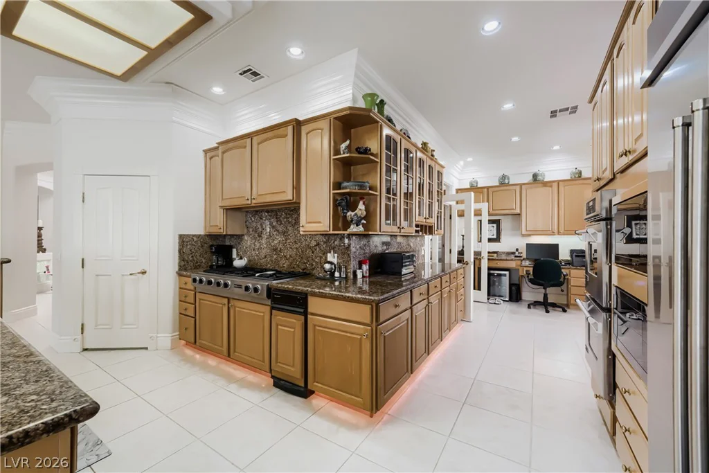 277 Dark Forest, Las Vegas, NV 89123