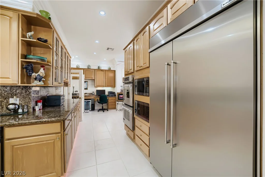 277 Dark Forest, Las Vegas, NV 89123