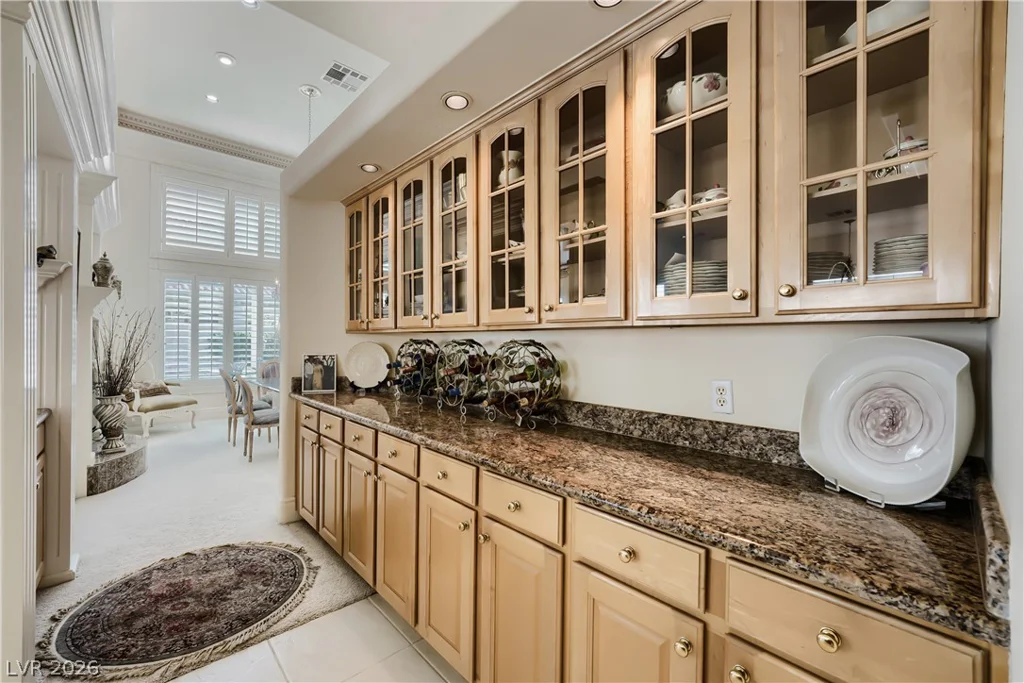 277 Dark Forest, Las Vegas, NV 89123