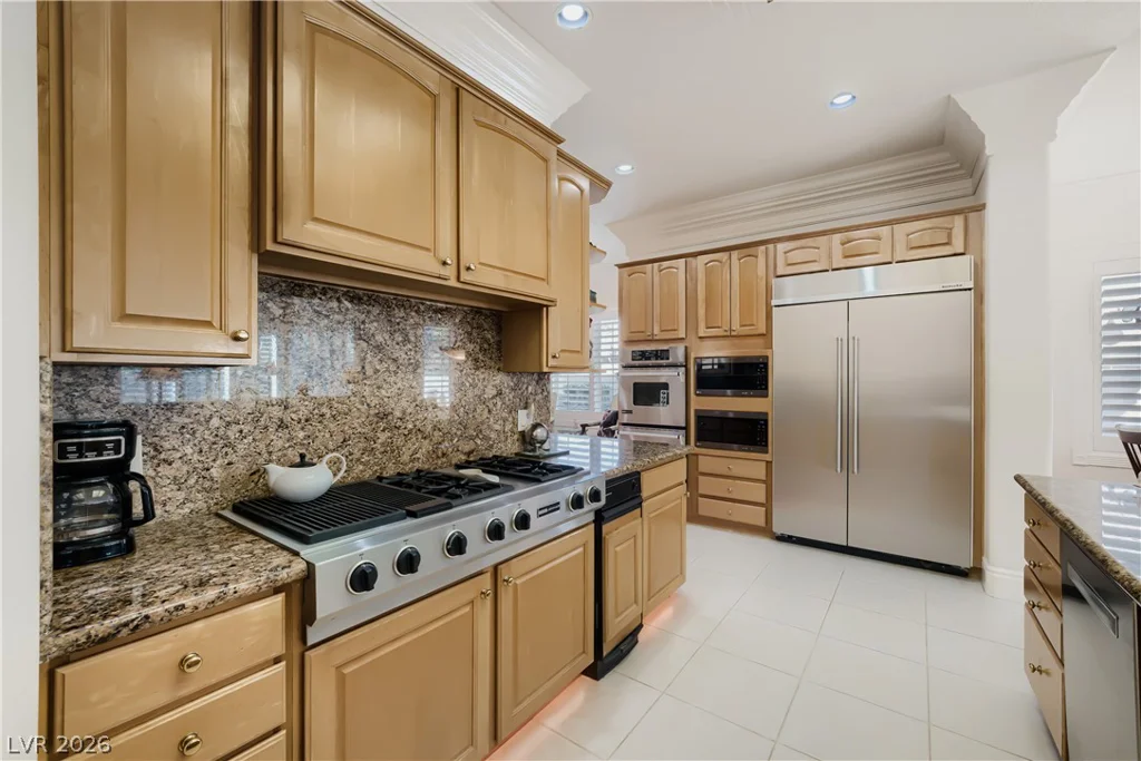 277 Dark Forest, Las Vegas, NV 89123
