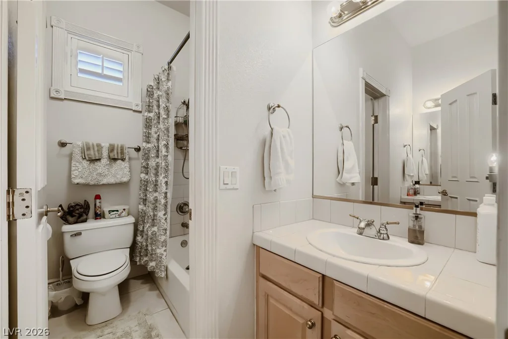 277 Dark Forest, Las Vegas, NV 89123