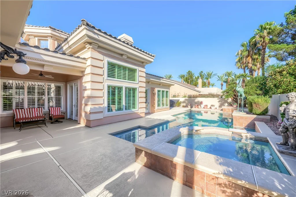 277 Dark Forest, Las Vegas, NV 89123