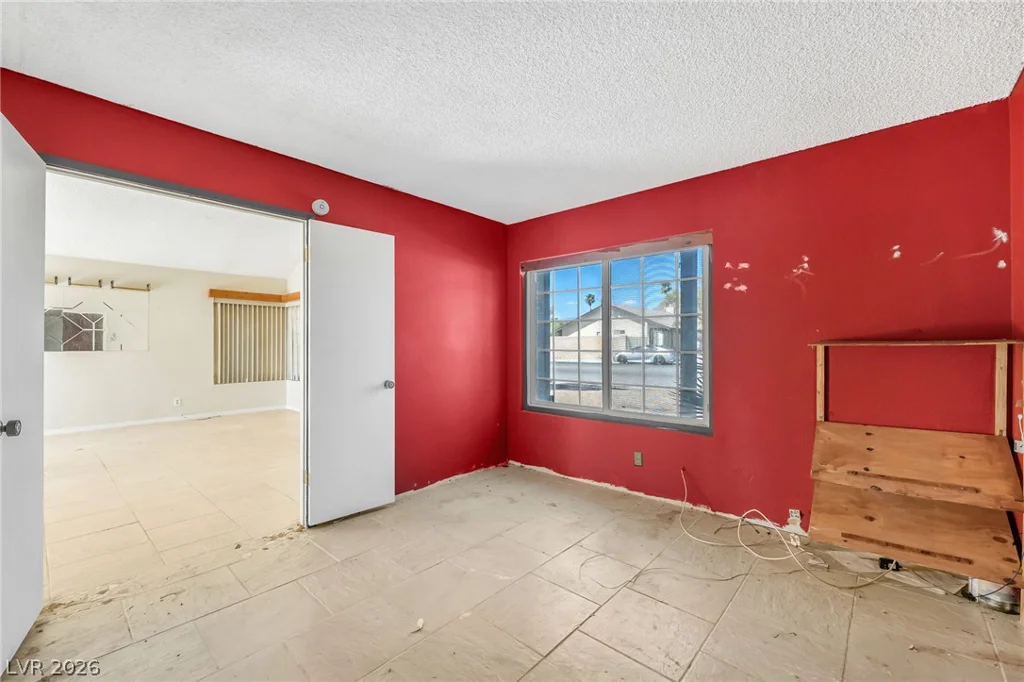 4640 Freshwater, Las Vegas, NV 89103