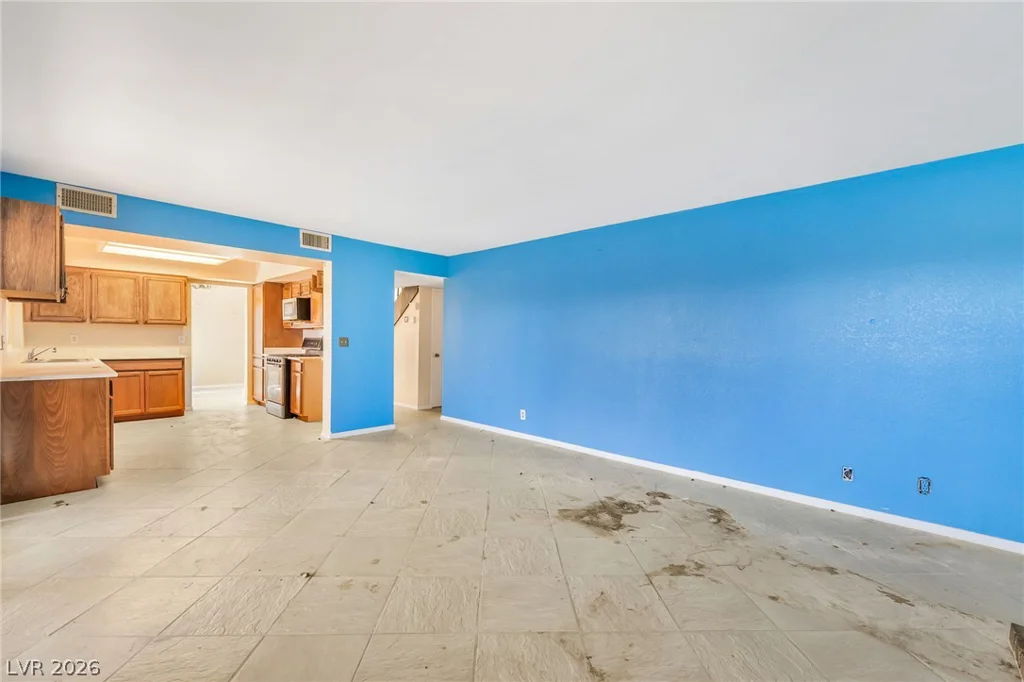 4640 Freshwater, Las Vegas, NV 89103