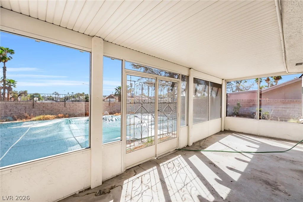 4640 Freshwater, Las Vegas, NV 89103