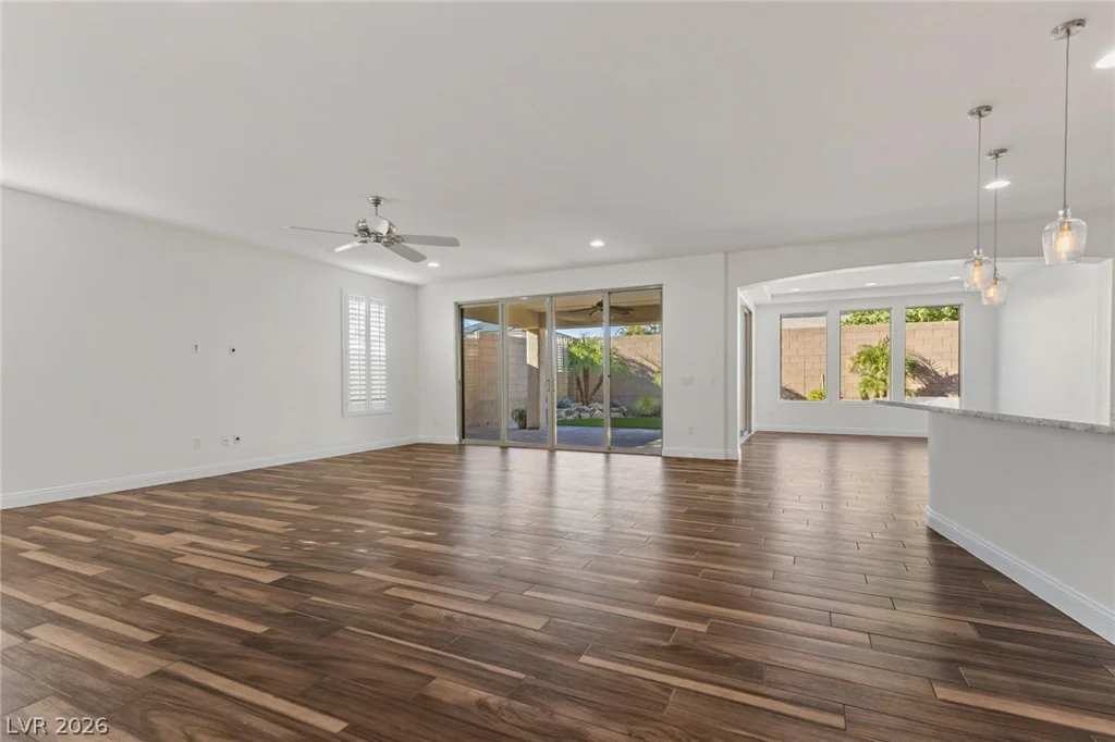 9982 Peaceful Peaks, Las Vegas, NV 89166