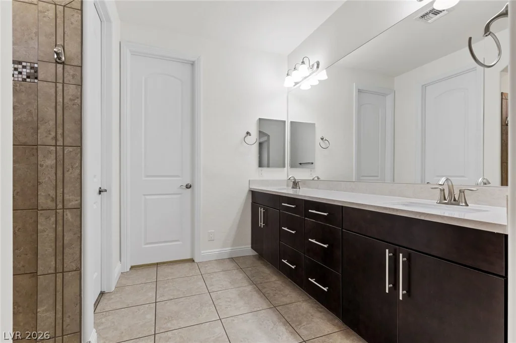9982 Peaceful Peaks, Las Vegas, NV 89166