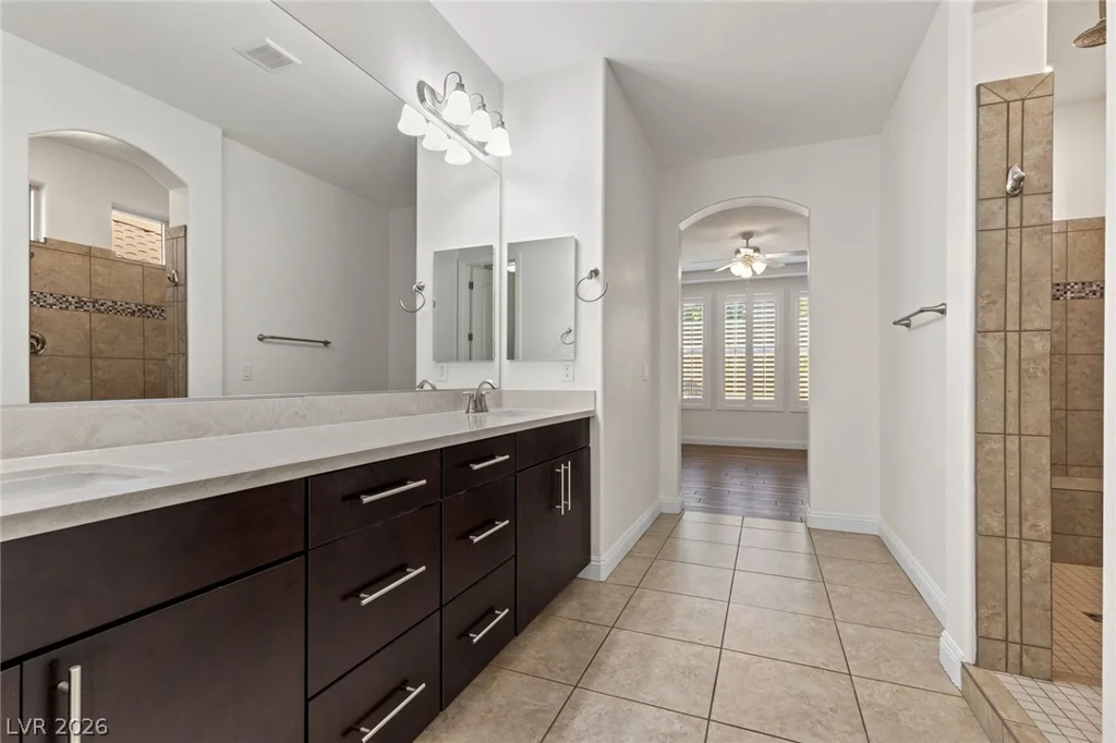 9982 Peaceful Peaks, Las Vegas, NV 89166