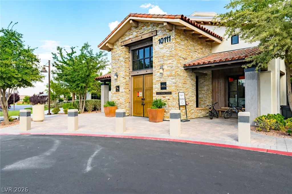 9982 Peaceful Peaks, Las Vegas, NV 89166