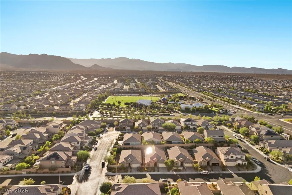 9982 Peaceful Peaks, Las Vegas, NV 89166