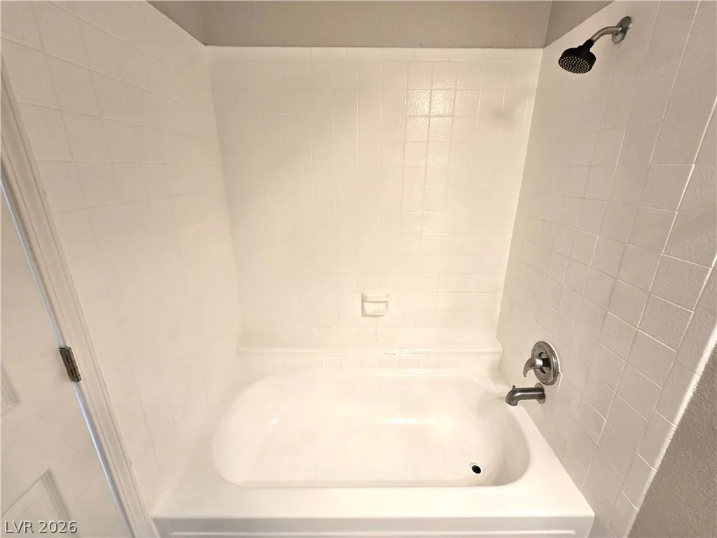 4300 Lamont, Las Vegas, NV 89115
