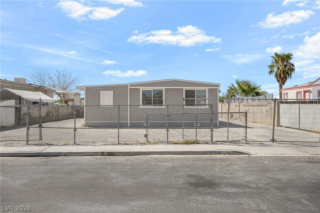 2233 Toiyabe, Las Vegas, NV 89156