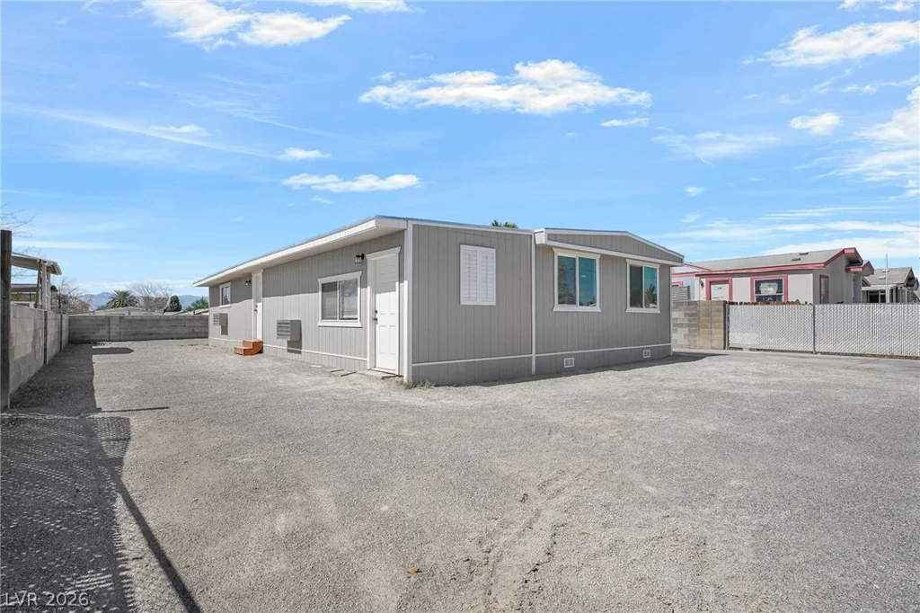 2233 Toiyabe, Las Vegas, NV 89156