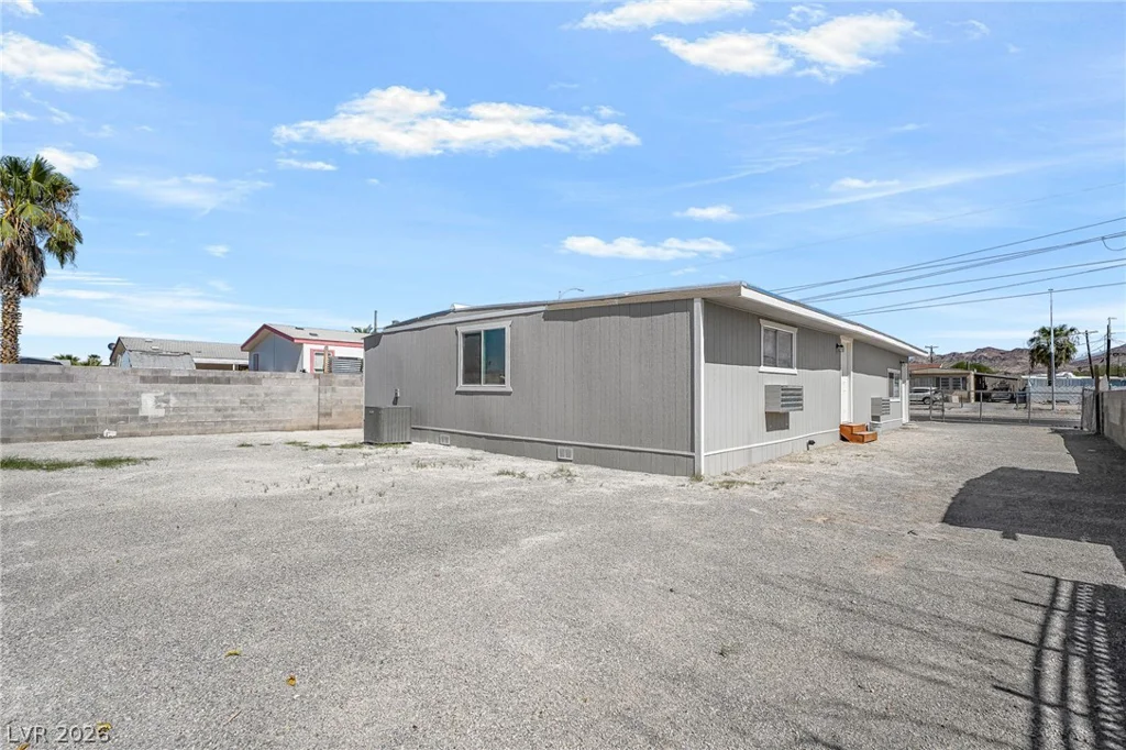2233 Toiyabe, Las Vegas, NV 89156