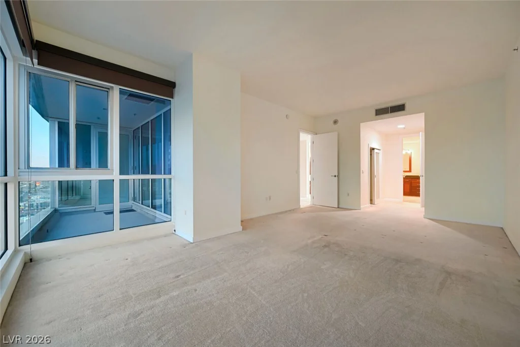 4525 Dean Martin, Las Vegas, NV 89103