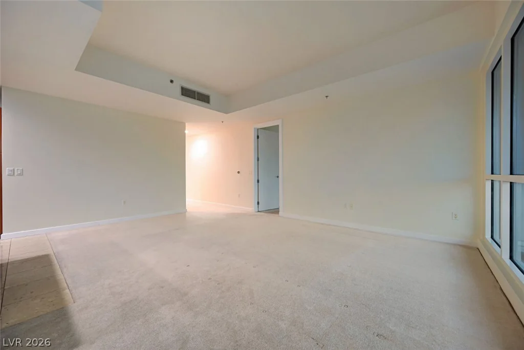 4525 Dean Martin, Las Vegas, NV 89103