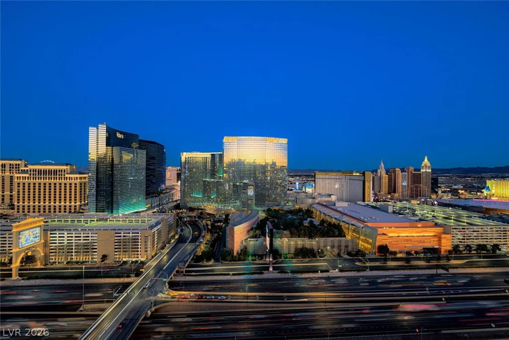 4525 Dean Martin, Las Vegas, NV 89103