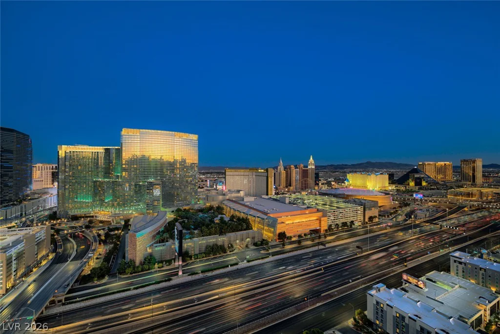 4525 Dean Martin, Las Vegas, NV 89103
