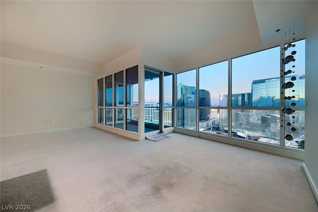 4525 Dean Martin, Las Vegas, NV 89103