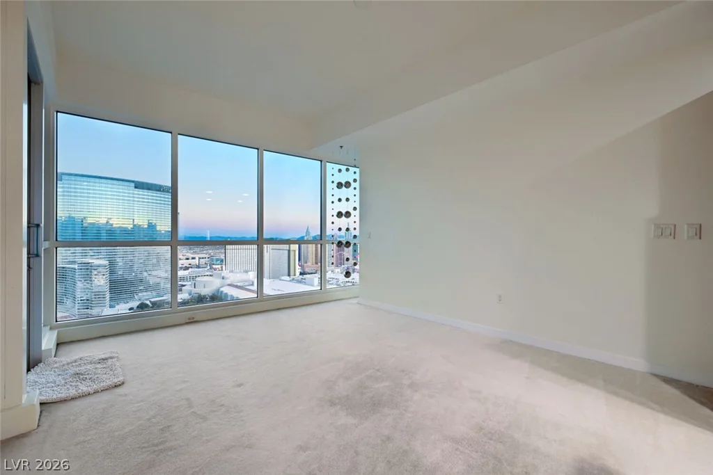 4525 Dean Martin, Las Vegas, NV 89103