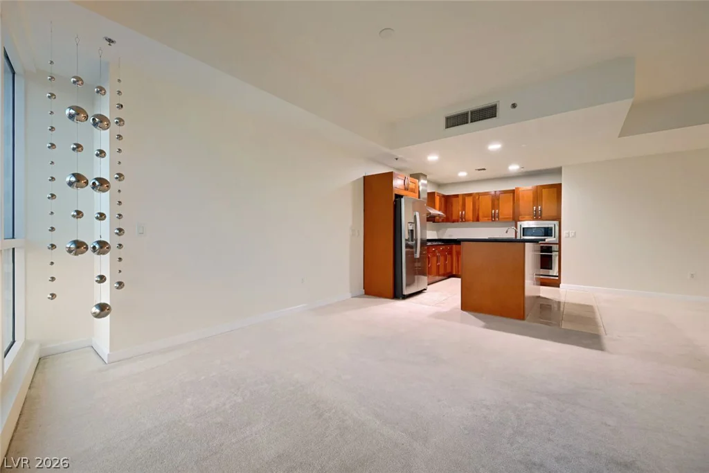 4525 Dean Martin, Las Vegas, NV 89103