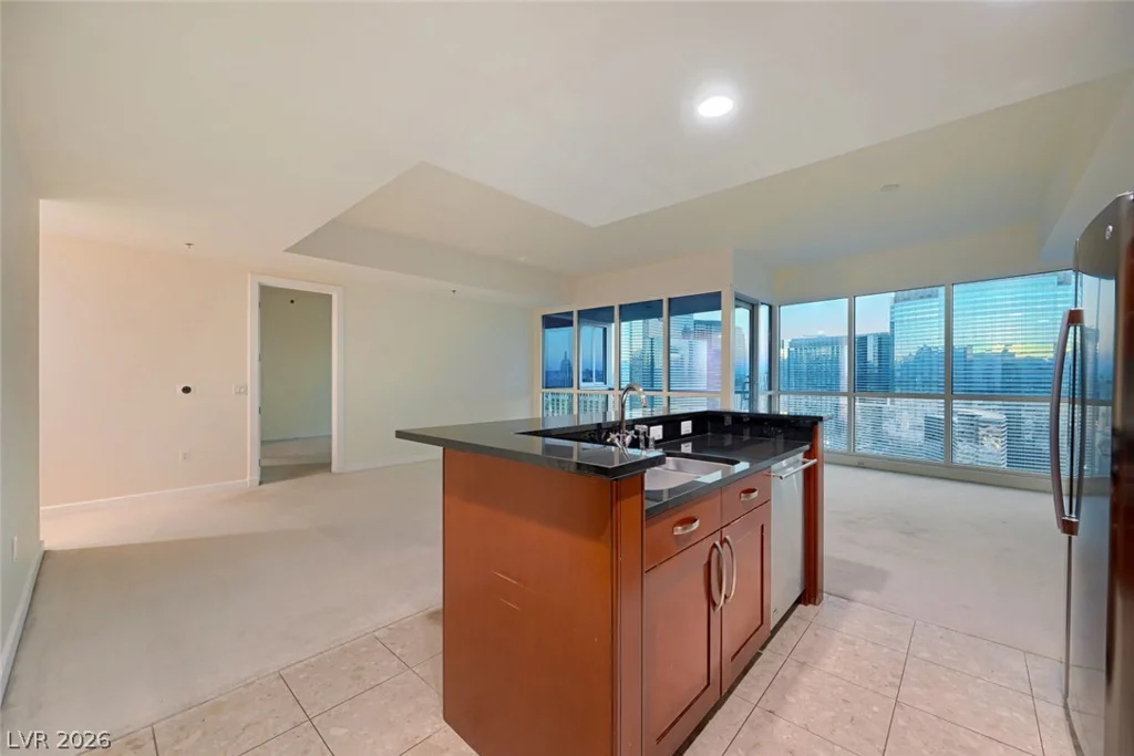 4525 Dean Martin, Las Vegas, NV 89103