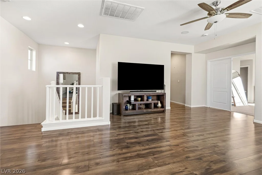6106 Andover Wood, Las Vegas, NV 89113