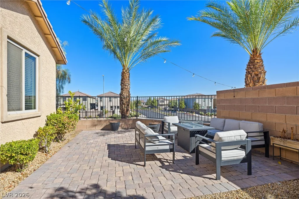 6106 Andover Wood, Las Vegas, NV 89113