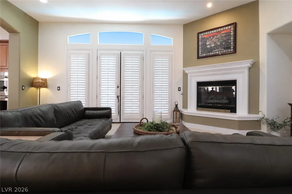 10 Caminito Amore, Henderson, NV 89011