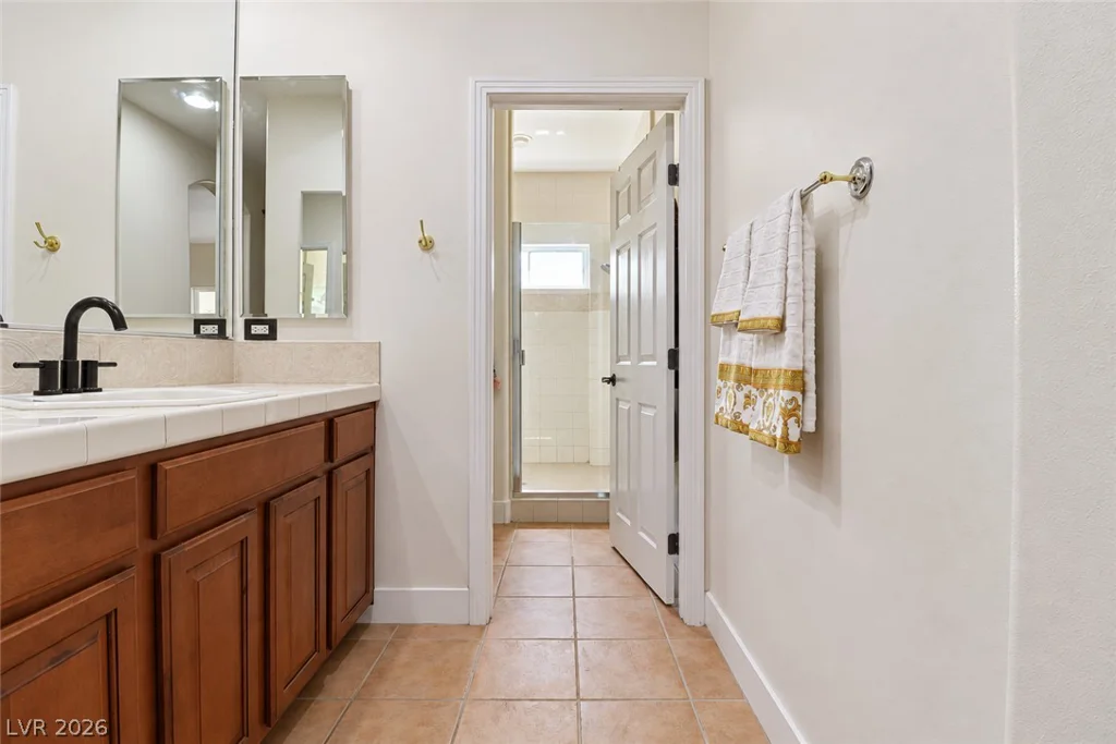 10 Caminito Amore, Henderson, NV 89011