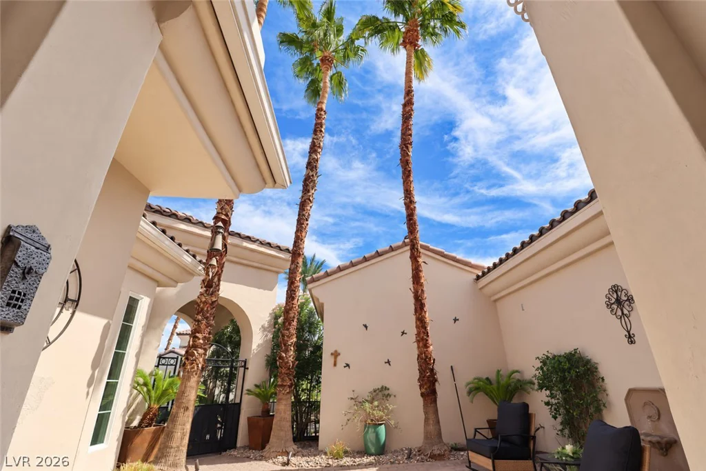 10 Caminito Amore, Henderson, NV 89011