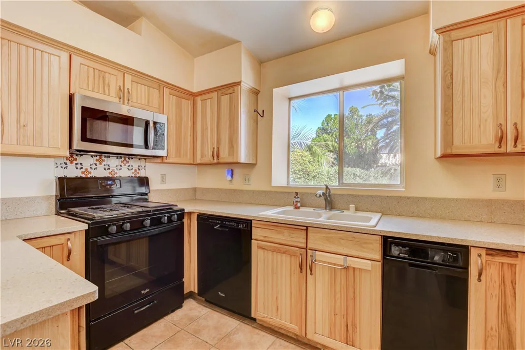 923 Chaps, Henderson, NV 89002