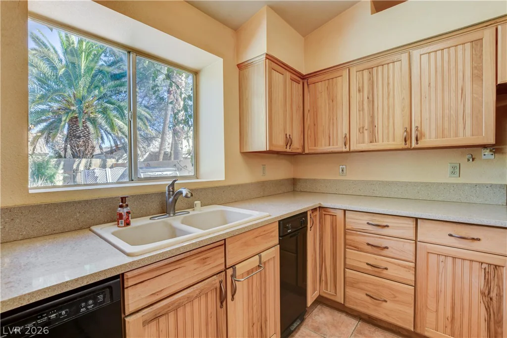 923 Chaps, Henderson, NV 89002