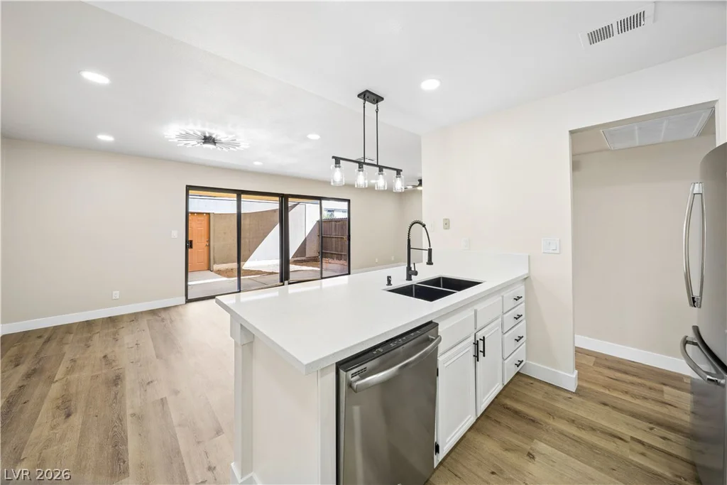 3333 China, Las Vegas, NV 89121