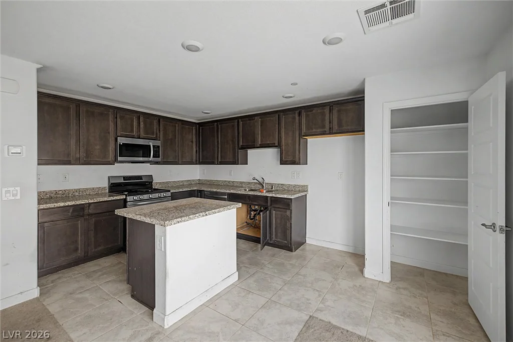 116 Cowles, Henderson, NV 89011