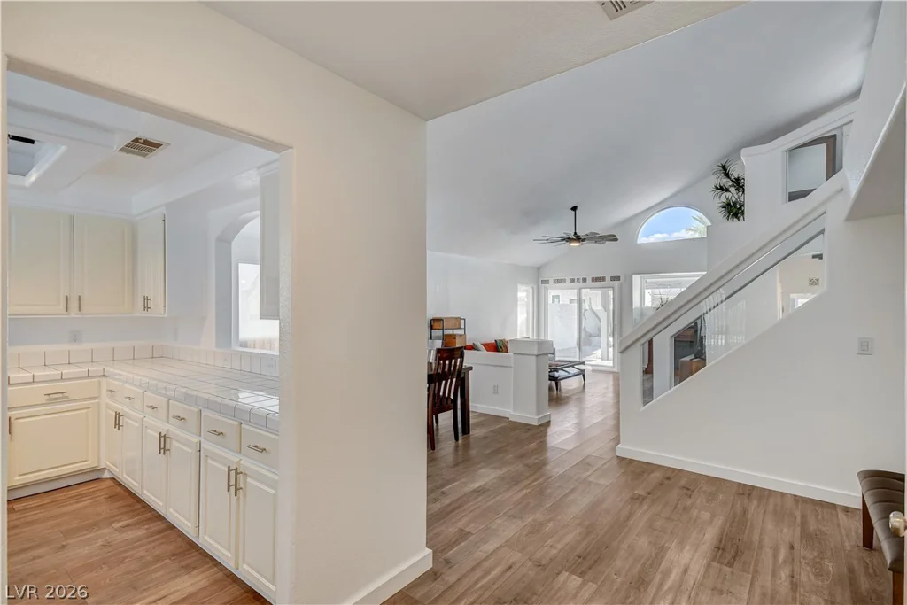 3725 Misty Falls, Las Vegas, NV 89129
