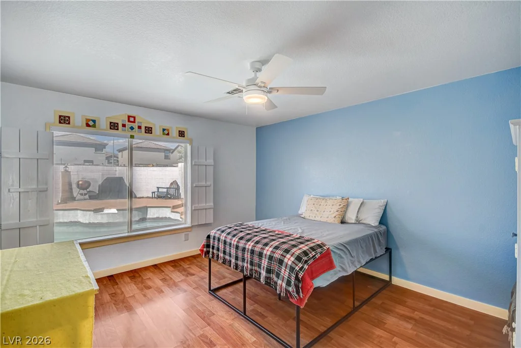 3725 Misty Falls, Las Vegas, NV 89129