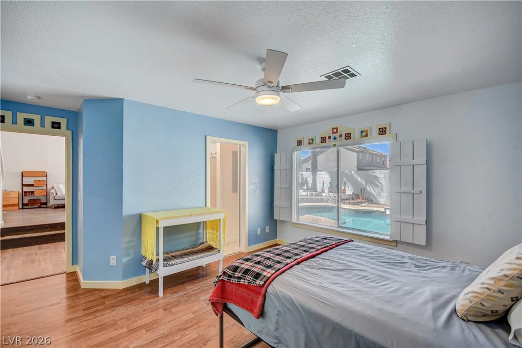 3725 Misty Falls, Las Vegas, NV 89129