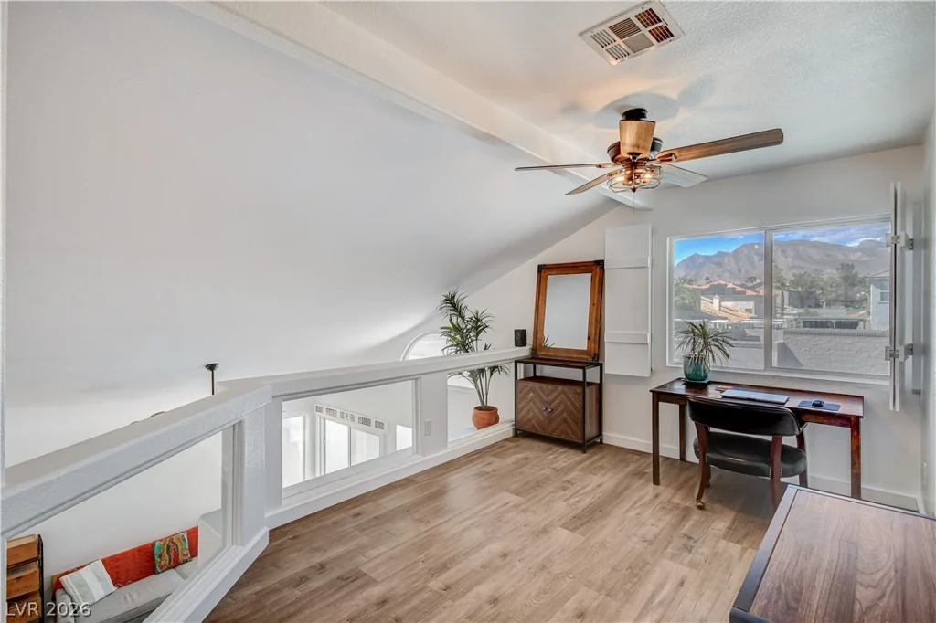 3725 Misty Falls, Las Vegas, NV 89129