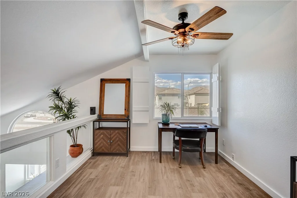 3725 Misty Falls, Las Vegas, NV 89129